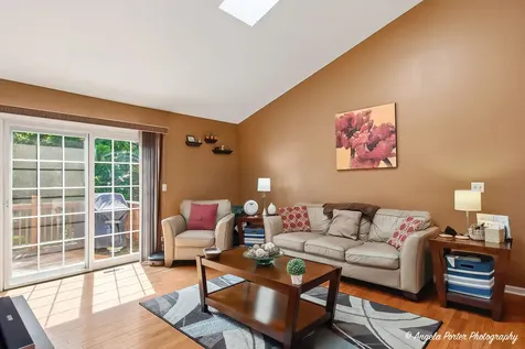 1376 Prairie View Parkway Cary IL 60013