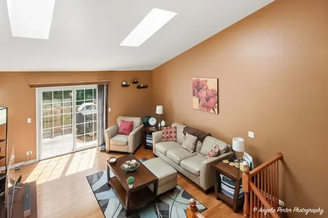 1376 Prairie View Parkway Cary IL 60013