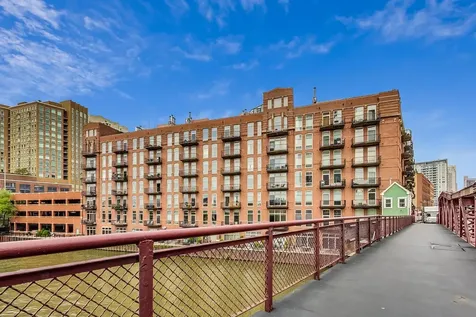 550 North Kingsbury Street Chicago IL 60654