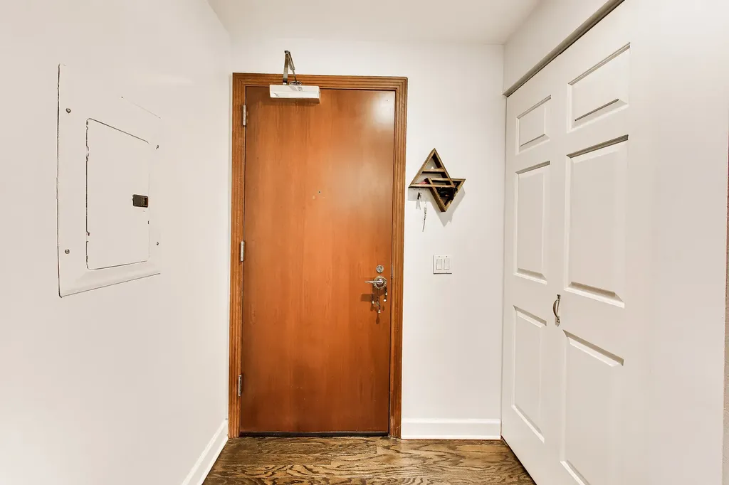400 North Clinton Street Chicago IL 60654