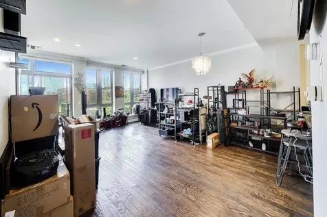 400 North Clinton Street Chicago IL 60654