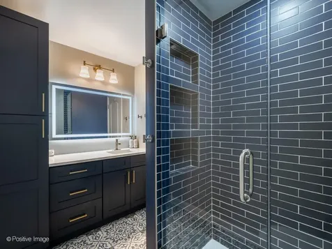 1330 North Lasalle Street Chicago IL 60610