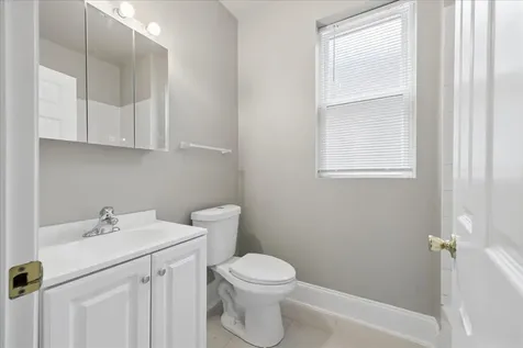 7730 South Essex Avenue Chicago IL 60649