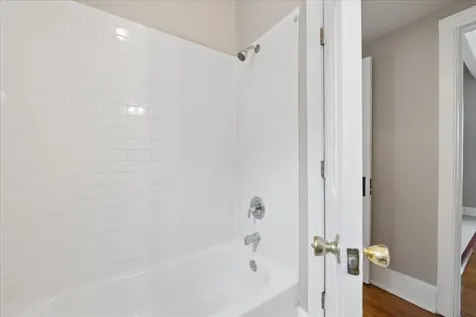 7730 South Essex Avenue Chicago IL 60649