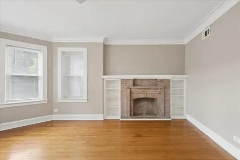 7730 South Essex Avenue Chicago IL 60649