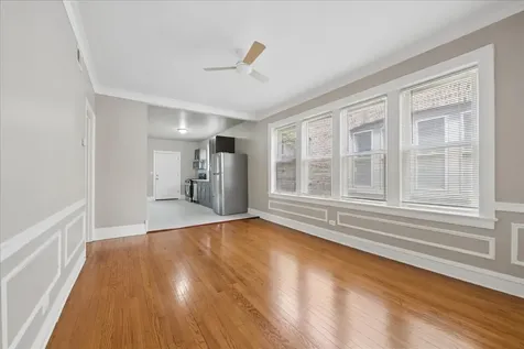 7730 South Essex Avenue Chicago IL 60649