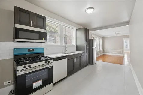 7730 South Essex Avenue Chicago IL 60649