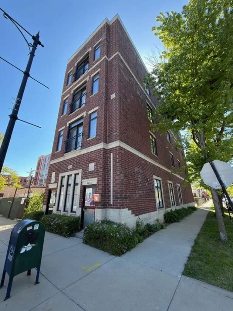 3440 South Morgan Street Chicago IL 60608