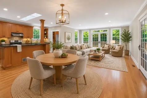 72 Warwick Road Winnetka IL 60093