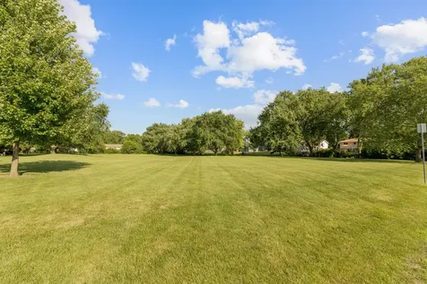 117 Cotuit Court Schaumburg IL 60193