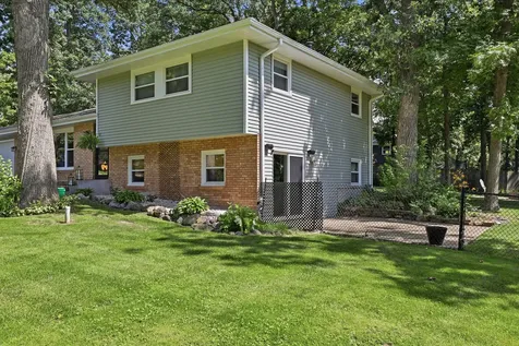 8755 North Glacier Drive Byron IL 61010