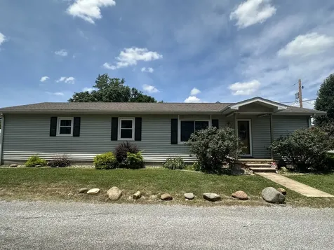 401 West Perrine Street Johnston City IL 62951