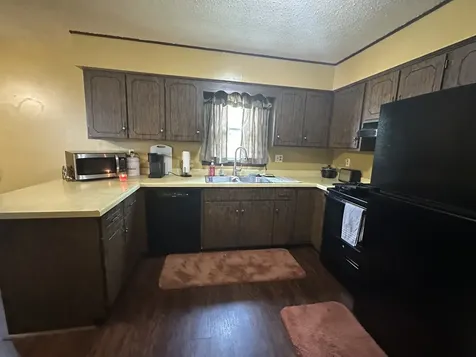 401 West Perrine Street Johnston City IL 62951