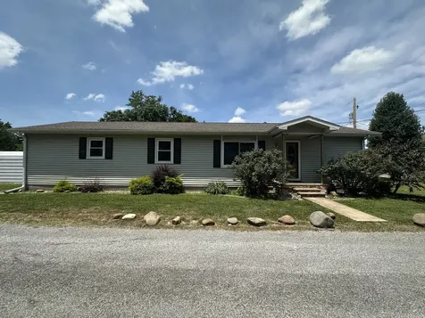 401 West Perrine Street Johnston City IL 62951