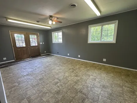 401 West Perrine Street Johnston City IL 62951