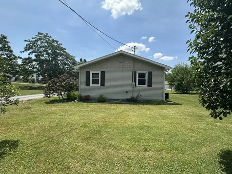 401 West Perrine Street Johnston City IL 62951