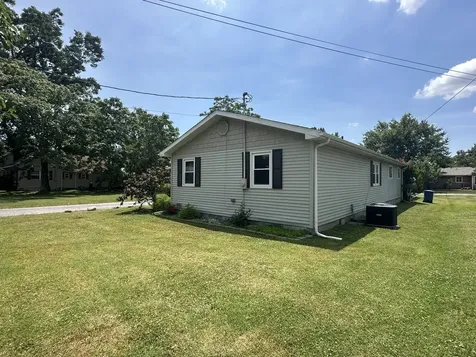 401 West Perrine Street Johnston City IL 62951