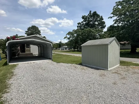 401 West Perrine Street Johnston City IL 62951