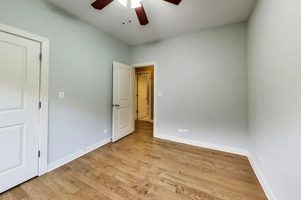 1416 West Farwell Street Chicago IL 60626