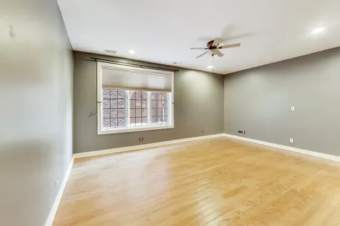 1416 West Farwell Street Chicago IL 60626