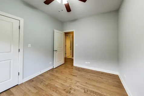 1416 West Farwell Street Chicago IL 60626