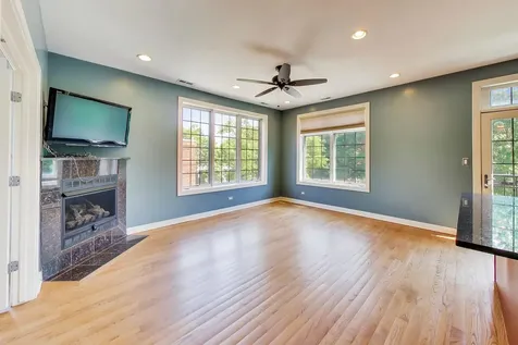 1416 West Farwell Street Chicago IL 60626