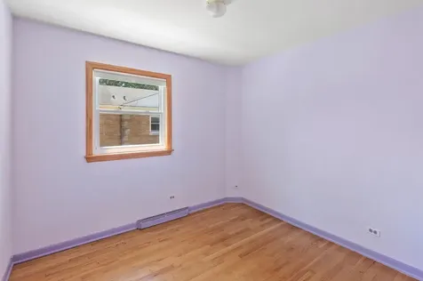 324 Asbury Avenue Evanston IL 60202