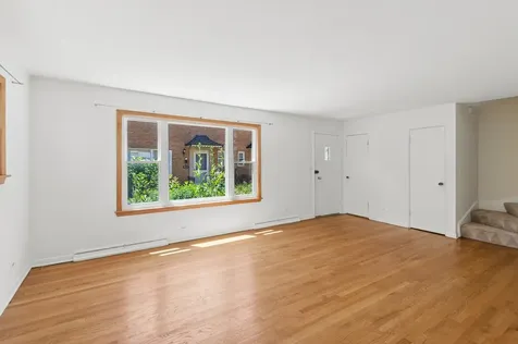 324 Asbury Avenue Evanston IL 60202
