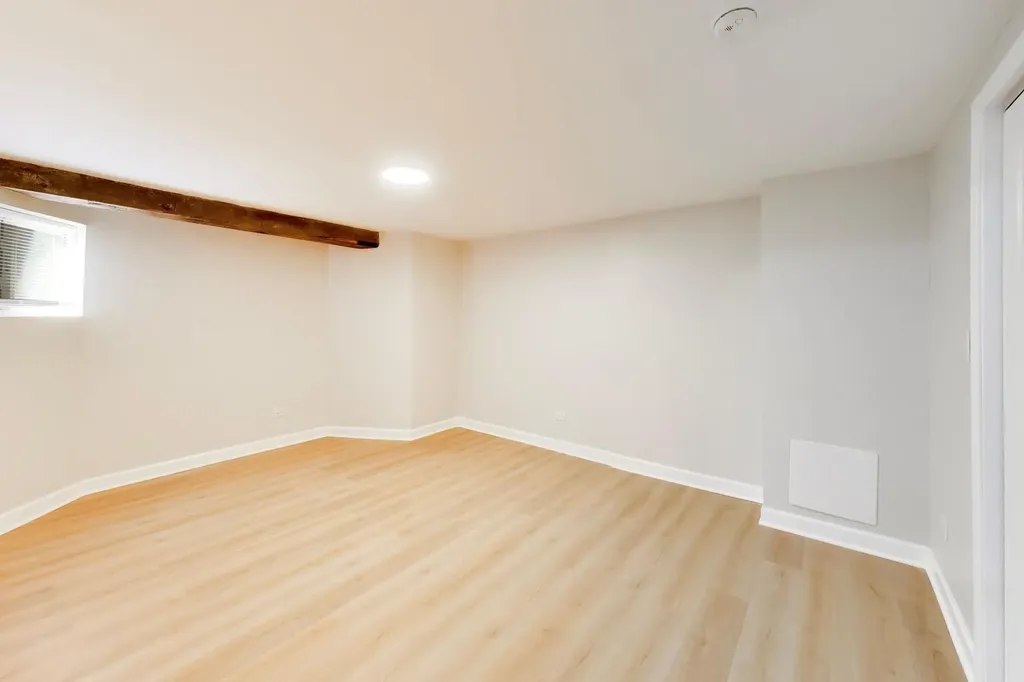 1033 South Claremont Avenue Chicago IL 60612