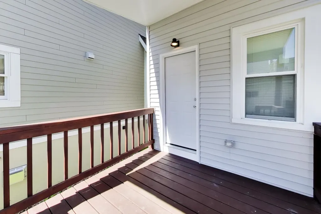 1033 South Claremont Avenue Chicago IL 60612