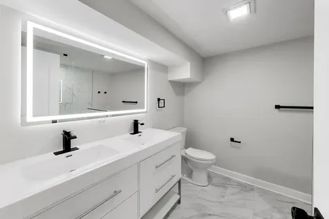 1033 South Claremont Avenue Chicago IL 60612