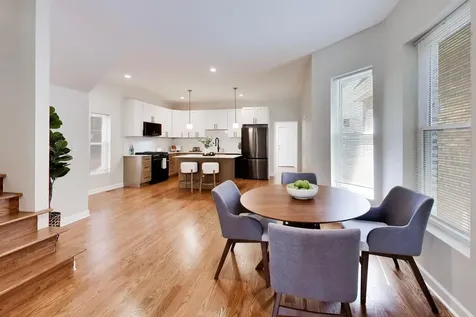 1033 South Claremont Avenue Chicago IL 60612