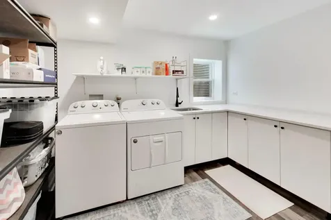 1002 South Haddow Avenue Arlington Heights IL 60005