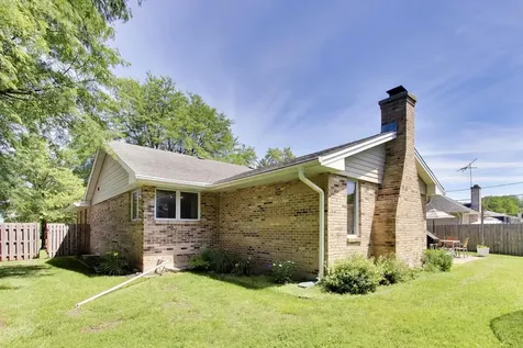 1002 South Haddow Avenue Arlington Heights IL 60005