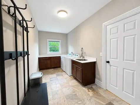 13070 Waterford Drive Lemont IL 60439