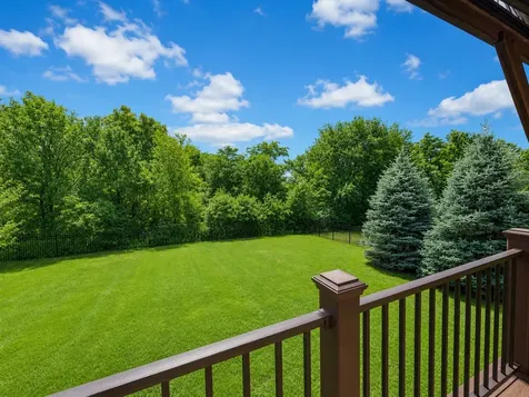 13070 Waterford Drive Lemont IL 60439