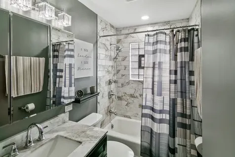 383 Park Avenue Wheeling IL 60090