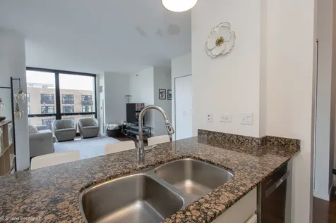 210 South Des Plaines Street Chicago IL 60661