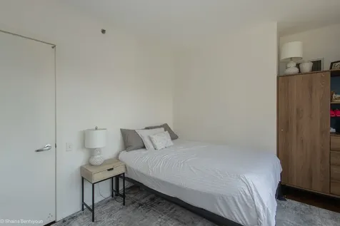 210 South Des Plaines Street Chicago IL 60661