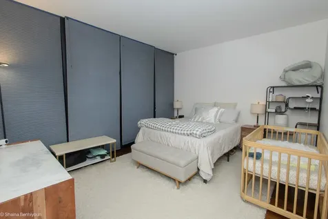 210 South Des Plaines Street Chicago IL 60661