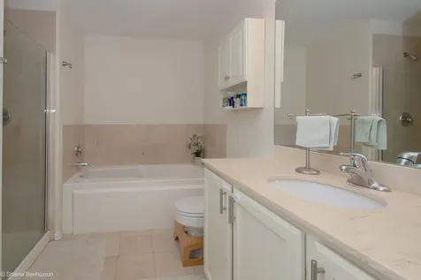 210 South Des Plaines Street Chicago IL 60661