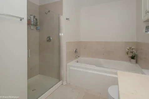 210 South Des Plaines Street Chicago IL 60661