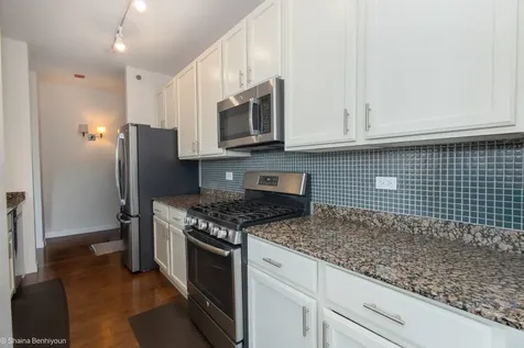 210 South Des Plaines Street Chicago IL 60661