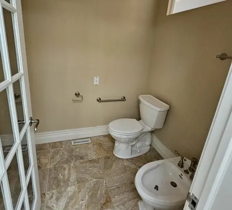 13616 Route 176 Woodstock IL 60098
