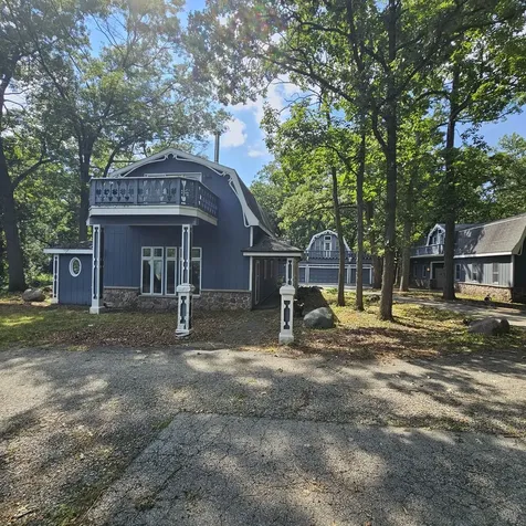 13616 Route 176 Woodstock IL 60098