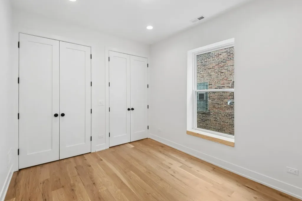2647 West Walton Street Chicago IL 60622