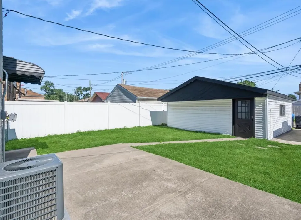 2934 West 103rd Street Chicago IL 60655
