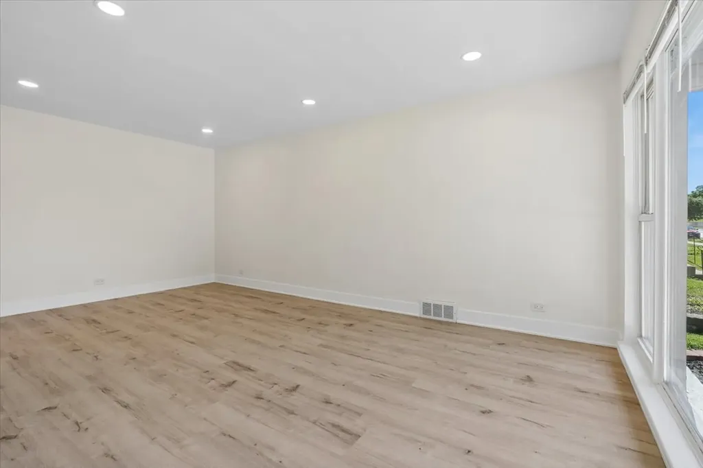 2934 West 103rd Street Chicago IL 60655