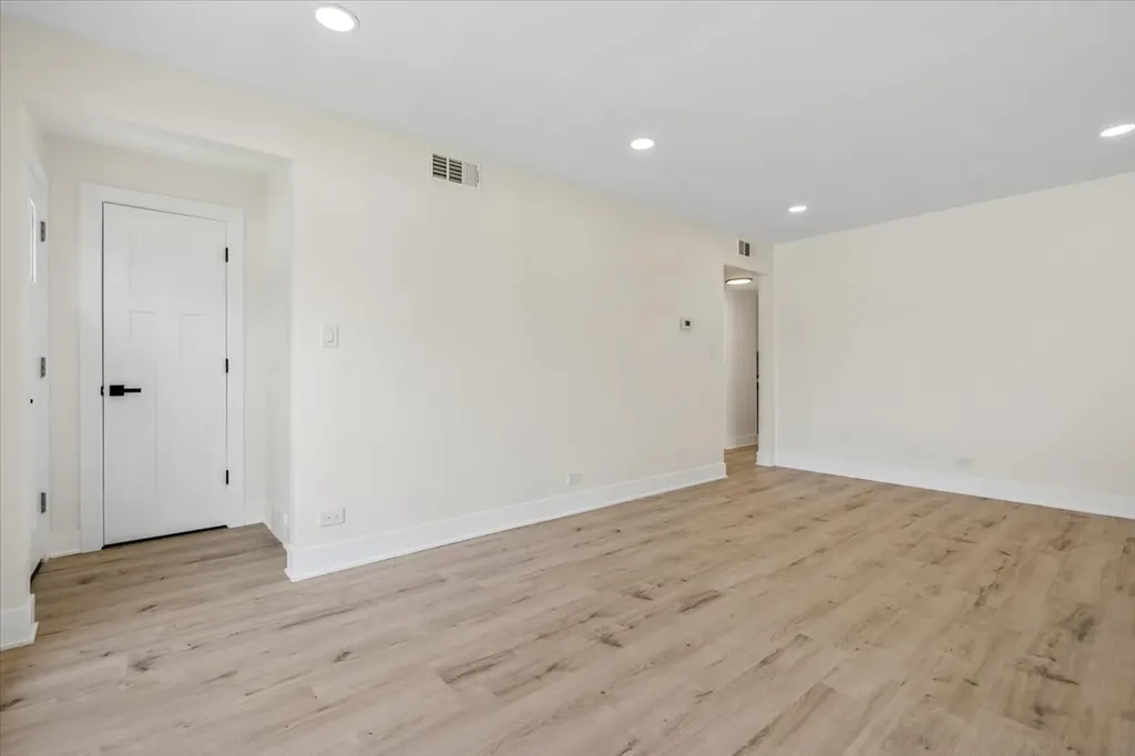 2934 West 103rd Street Chicago IL 60655
