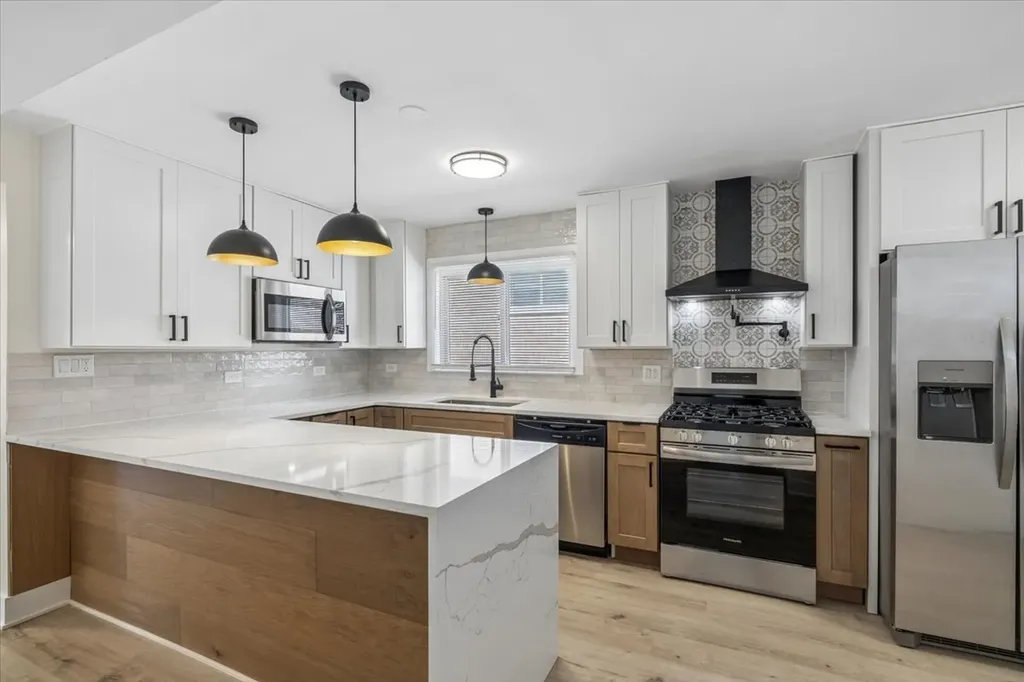 2934 West 103rd Street Chicago IL 60655
